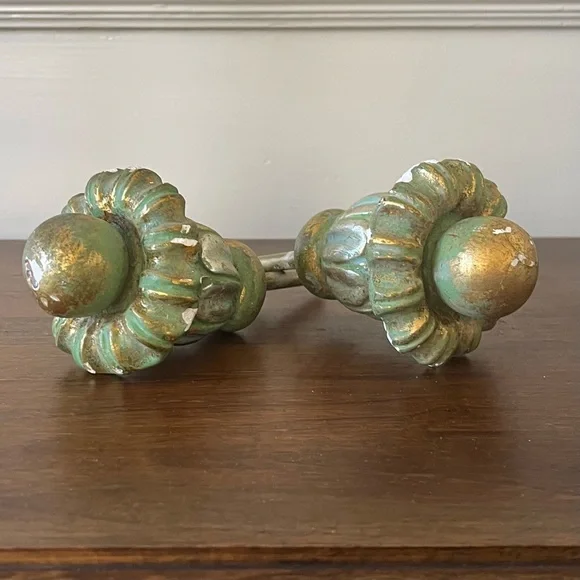 Set of 4 Vintage Plaster Curtain Tiebacks or Finials - Picture 7 of 11